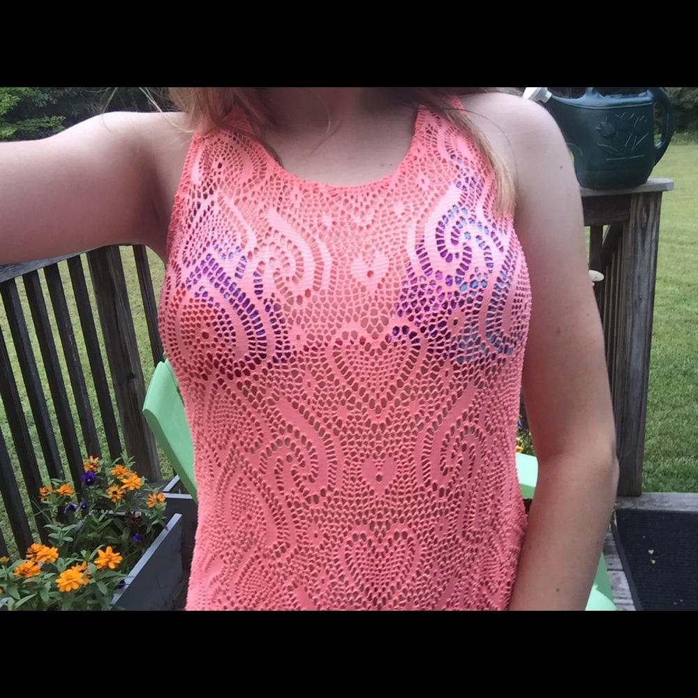 Beach Coverup - Picture 2 of 3